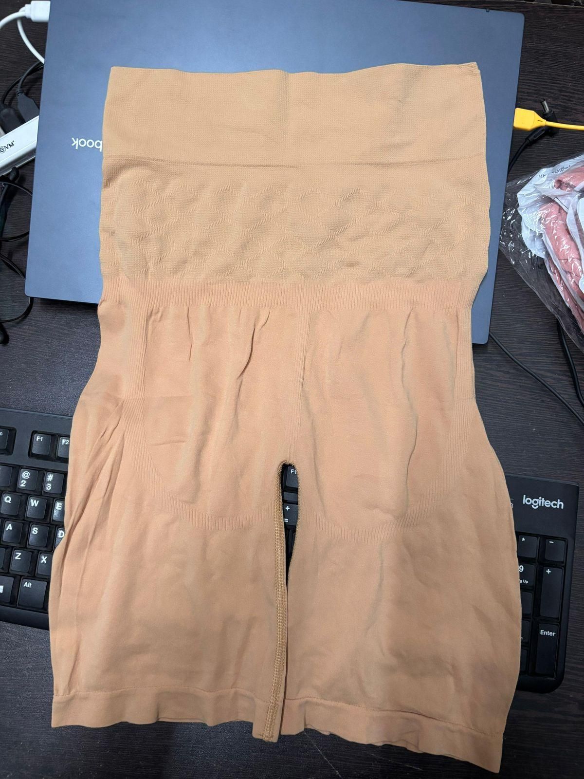 4-in-1 Shaper - Seamless Tummy Tucker